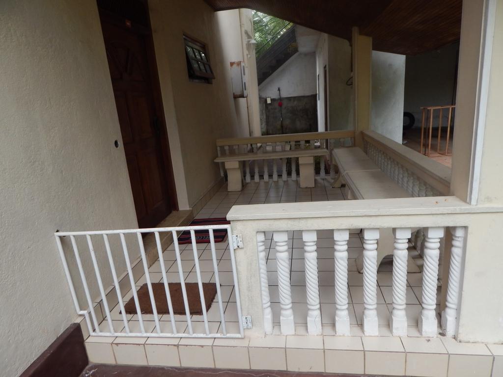 Mallika Guest House Hikkaduwa Exterior foto